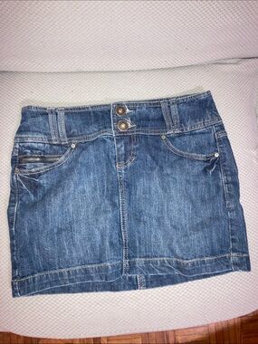 Smart Set Blue Denim Mini Skirt with Double Button Waist